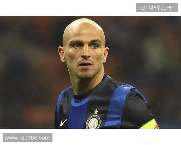 土耳其足球光头球星是谁全面解析他的职业生涯与辉煌时刻