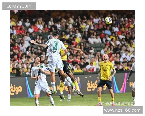 足球巨星赛后情绪失控怒斥球迷引发舆论热议与形象危机